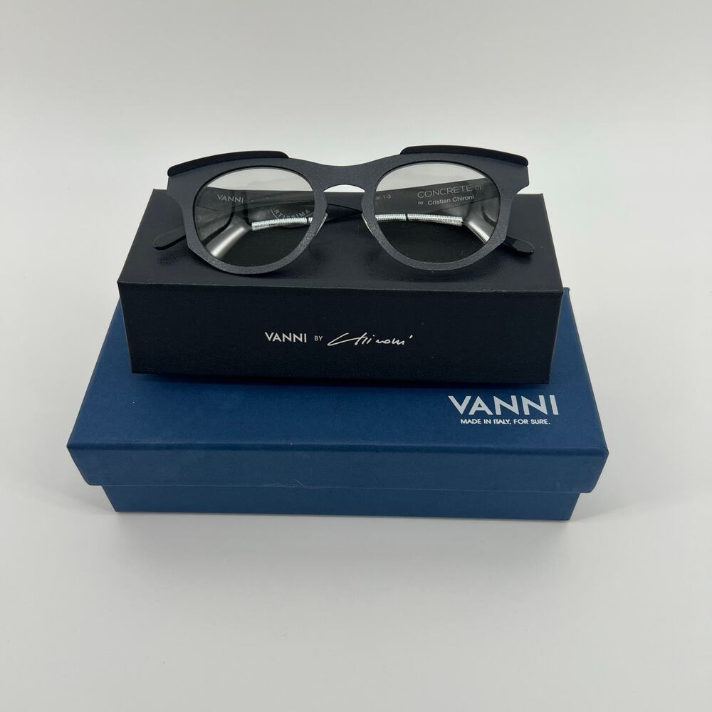 VANNI Concrete 01 Metal Glasses by Christian Chironi Artissima 2019